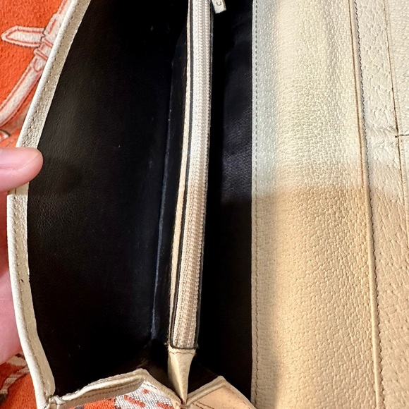 GUCCI ❤️🌟 GG MONOGRAM LONG WALLET ⭐️ - Picture 5 of 9